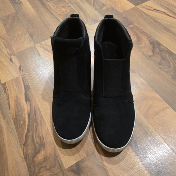 Sorel Women's Out N About Hidden Wedge Black And White Ankle Bootie Size 9 - Picture 10 of 10